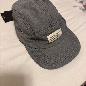 On Running Charcoal Men's Hat